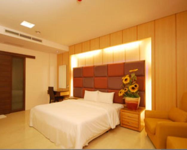 Charming Motel Hualien City Exterior photo