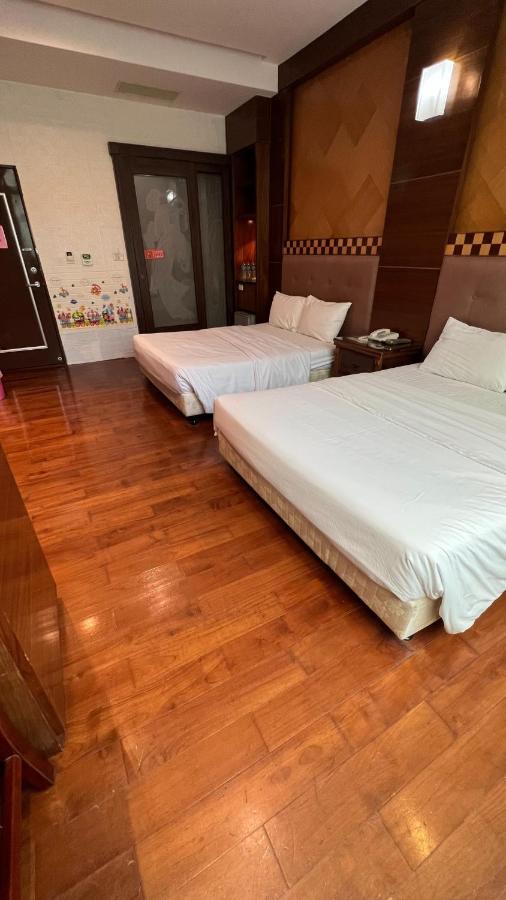Charming Motel Hualien City Exterior photo