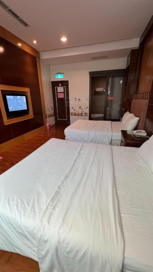 Charming Motel Hualien City Exterior photo