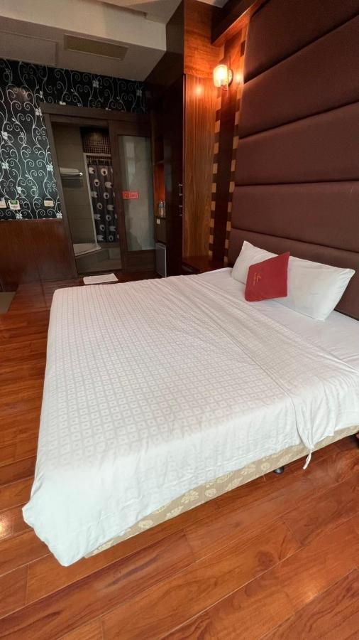 Charming Motel Hualien City Exterior photo