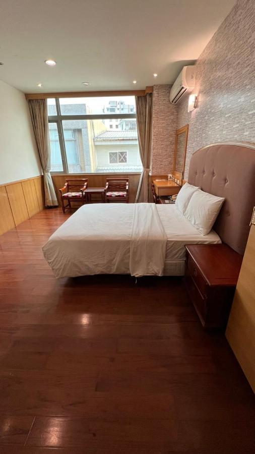 Charming Motel Hualien City Exterior photo