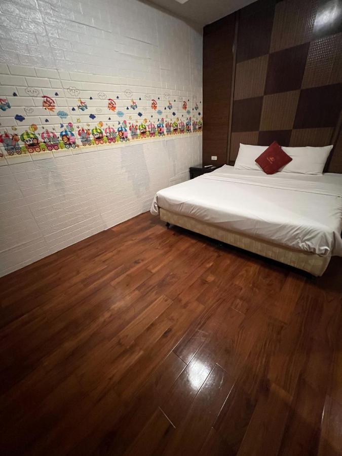 Charming Motel Hualien City Exterior photo