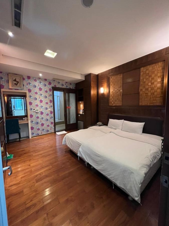 Charming Motel Hualien City Exterior photo