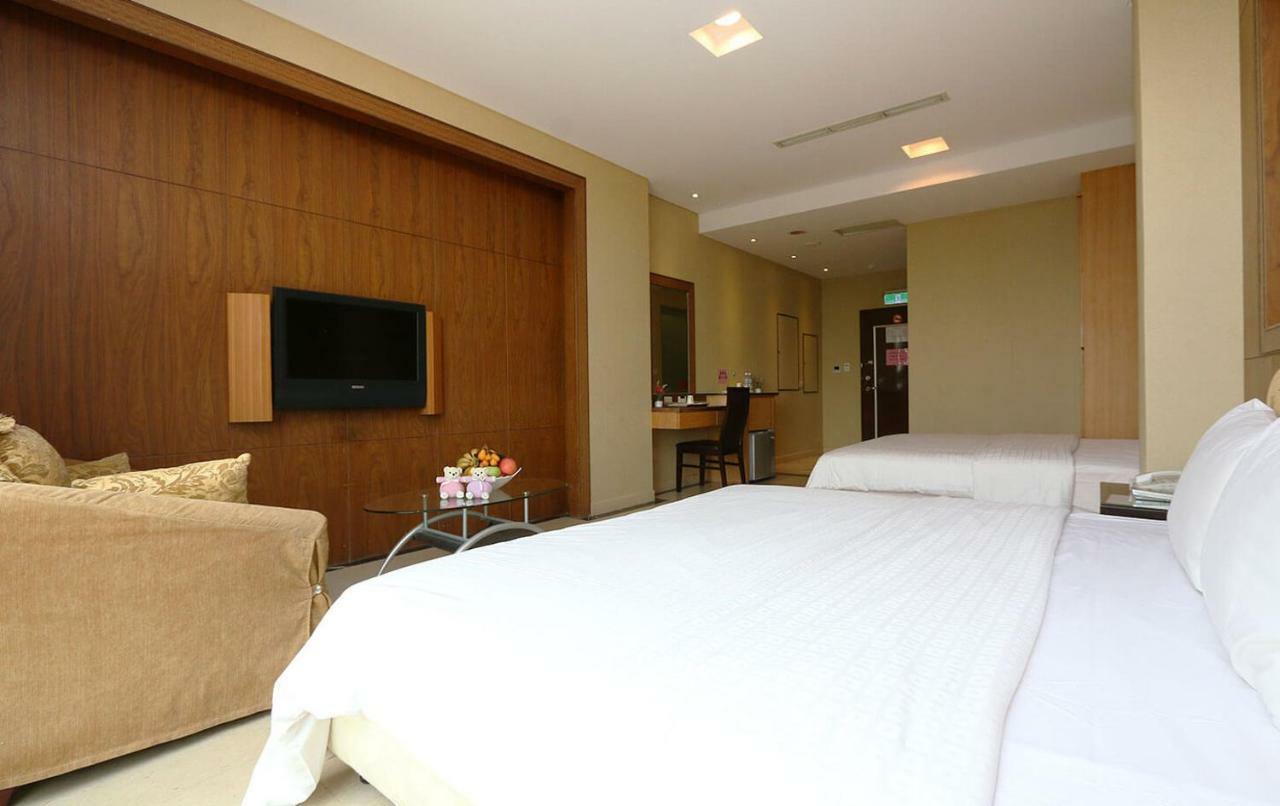 Charming Motel Hualien City Exterior photo